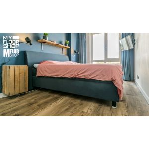 Bramber Chestnut Nutmeg mFLOR PVC vloer 81601 houtmotief eikenlook slaapkamer