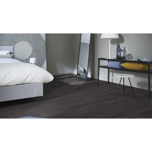 Slaapkamer met English Oak Sherwood Oak 70598 PVC vloer mFLOR