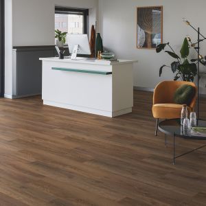 Silence Oak Liguria 55916 huiskamer met PVC klikvloer Solcora