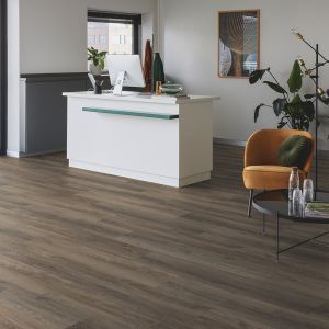 Silence Oak Lombardia 55917 huiskamer met PVC klikvloer Solcora